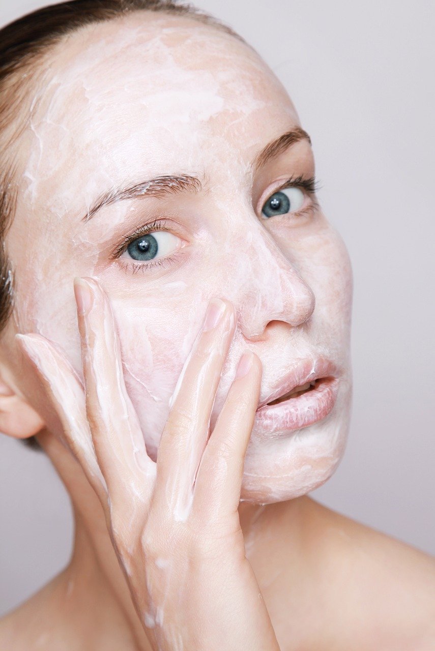 10 Effective Ways to Remove Dark Spots on the Face